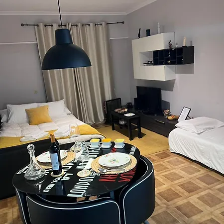 Centro Apartment Amadora
