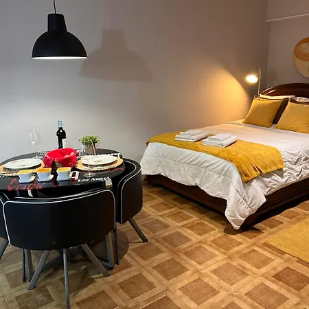 Apartman Na Amadora, Vista Da Cidade, Sossegado, A 15min De Lisboa *